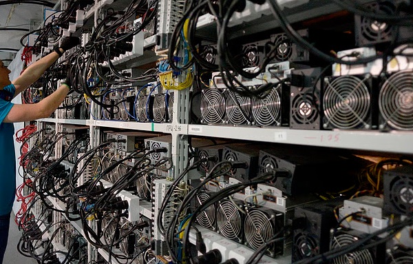 電力過剩債務纏身 老撾轉向BitcoinMining？